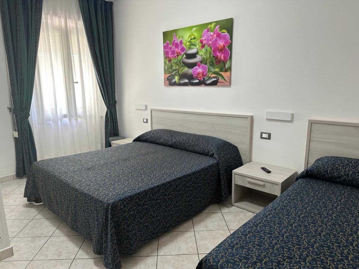 Hotel Barbarossa Порт-Аццурро Экстерьер фото